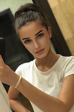 ЯНА, метро Арбатская