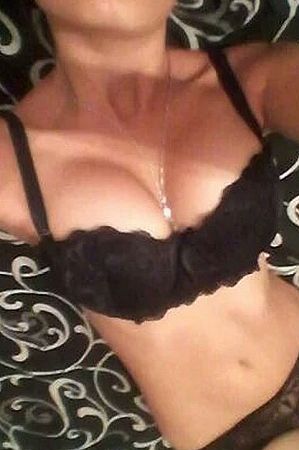 Агнеса, метро Чеховская