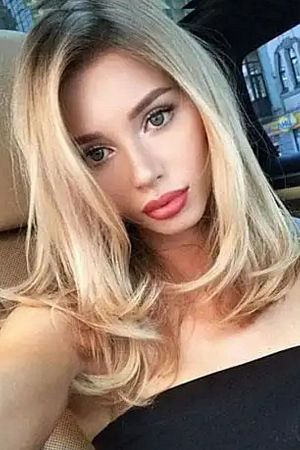 ДИНА, метро Спортивная