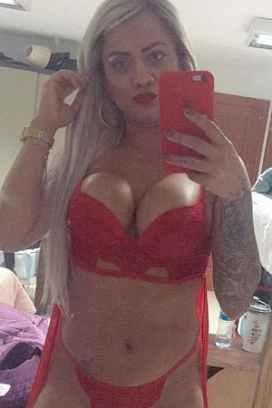 Вика, метро Окружная