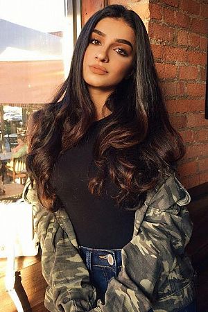 ЕЛЕЯ, метро Алма-Атинская