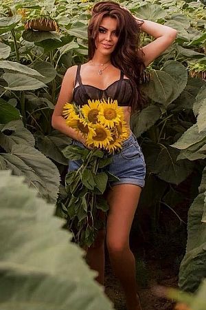 мария, метро Ленинский проспект