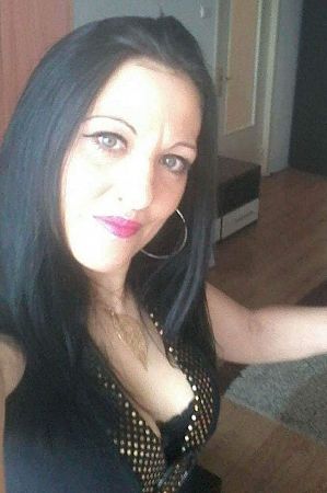 ОЛЯ, метро Крымская