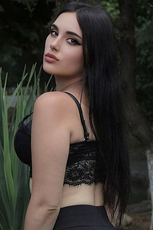 Катя, метро Профсоюзная