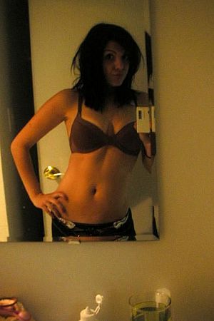 ЕЛЕЯ, метро Бульвар Адмирала Ушакова