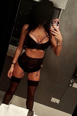 Соня, метро Партизанская