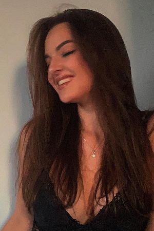 вера, метро Беляево